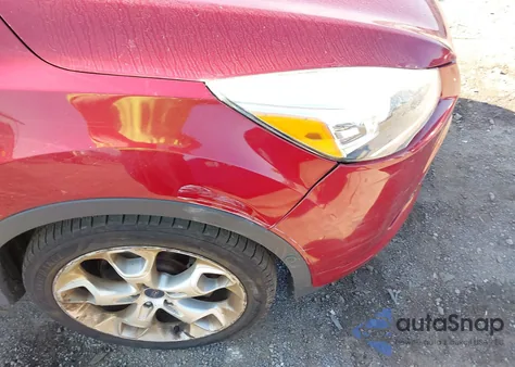 2013 Ford Escape Titanium z USA, uszkodzony, nr VIN 1FMCU9J96DUD62993